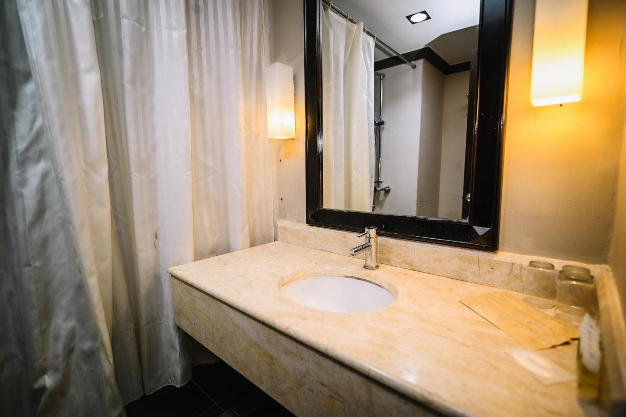 Kingston Hotel 9 - Jonker Street Malacca Extérieur photo